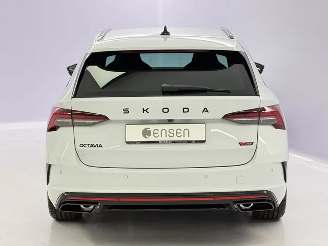 SKODA Octavia Combi 2.0 TSI RS DSG