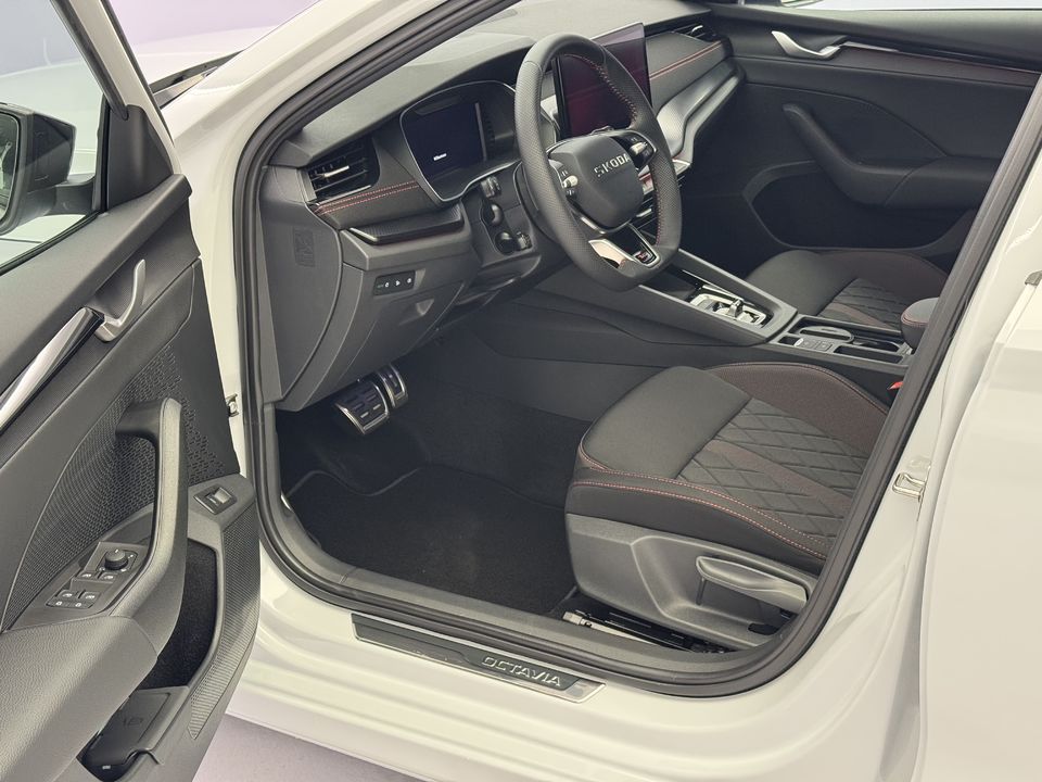 Octavia Combi 2.0 TSI RS DSG