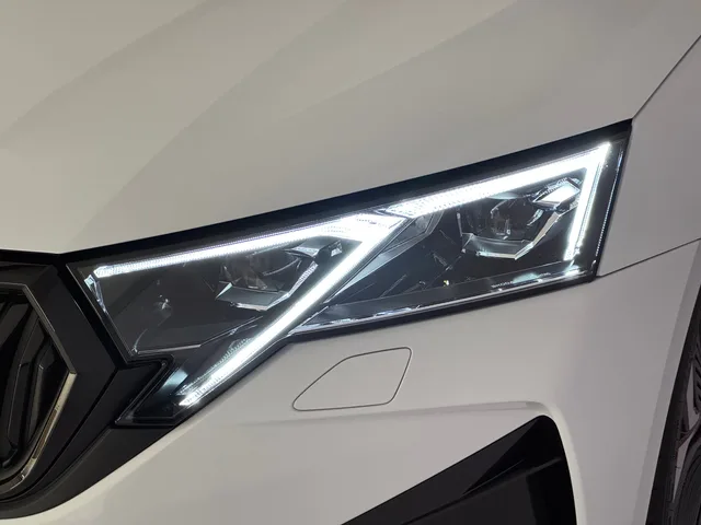 SKODA Octavia Combi 2.0 TSI RS DSG