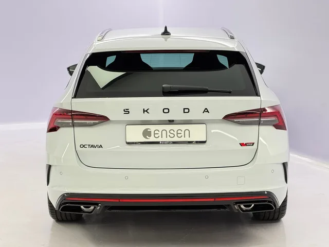 SKODA Octavia Combi 2.0 TSI RS DSG