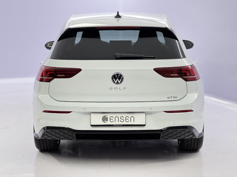 Golf VIII 1.5 eTSI R-Line DSG