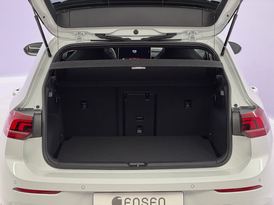 Golf VIII 1.5 eTSI R-Line DSG