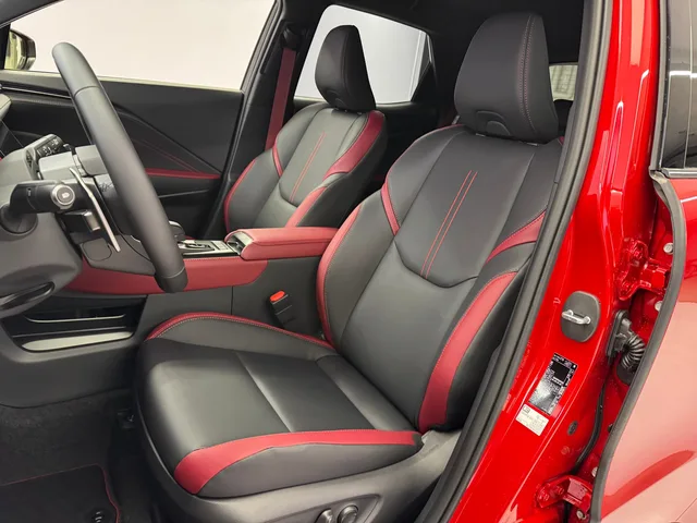 LEXUS LBX 1.5 Hybrid Vibrant Edition AWD