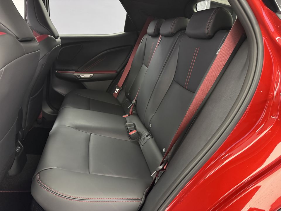 LBX 1.5 Hybrid Vibrant Edition AWD