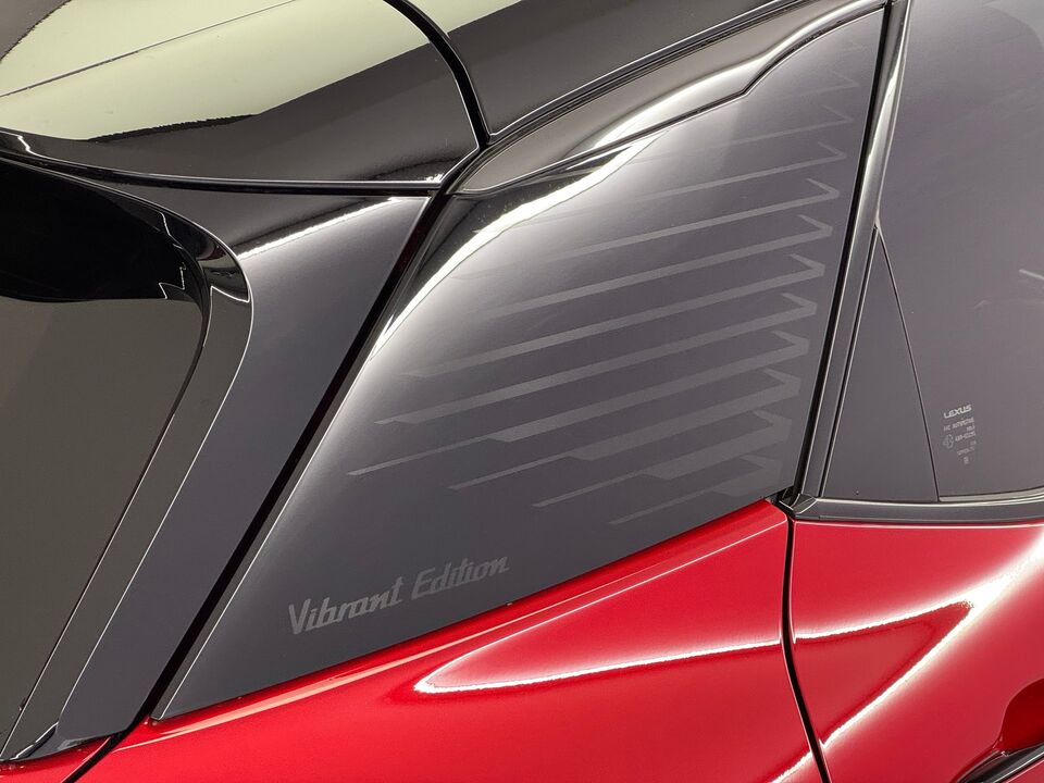 LBX 1.5 Hybrid Vibrant Edition AWD