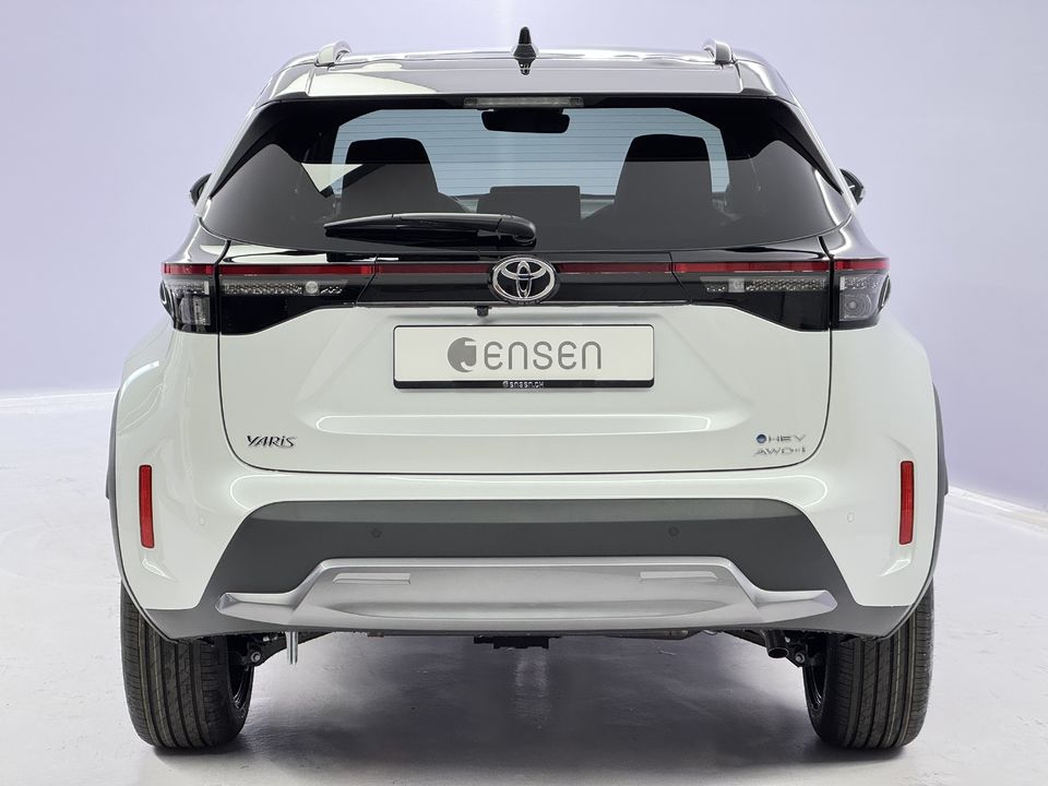 Yaris Cross 1.5 VVT-i HSD Premium AWD-i