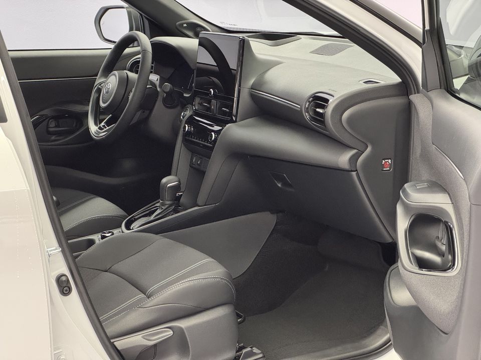 Yaris Cross 1.5 VVT-i HSD Premium AWD-i