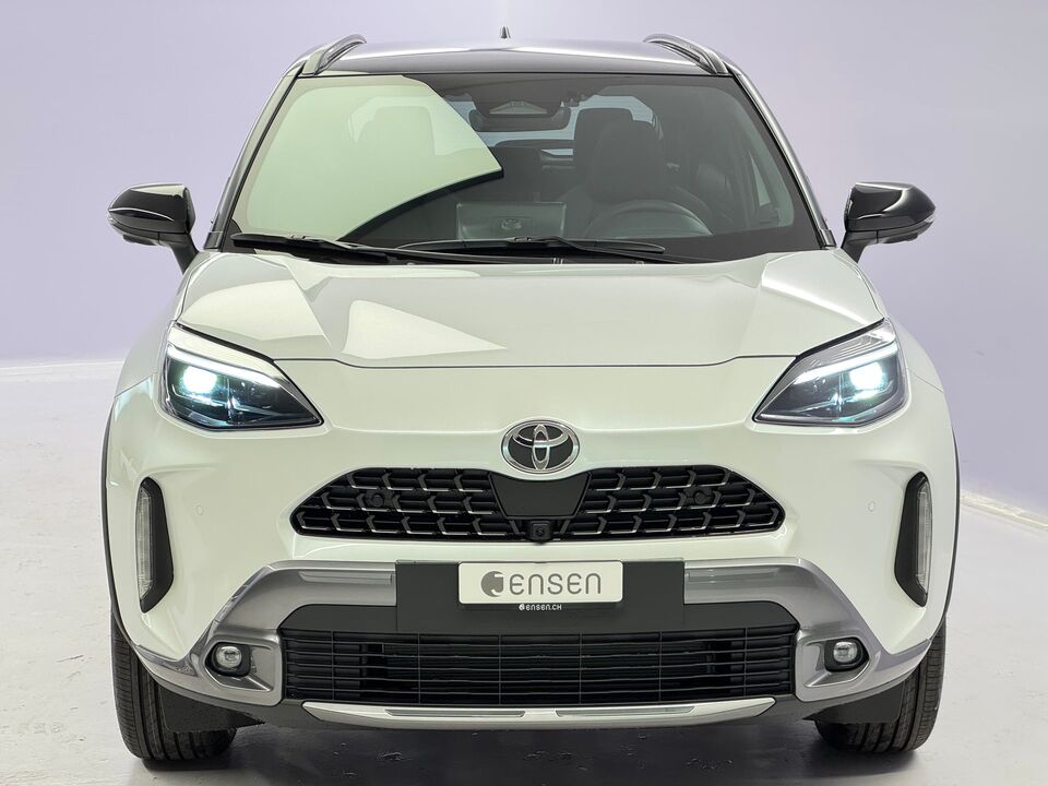 Yaris Cross 1.5 VVT-i HSD Premium AWD-i