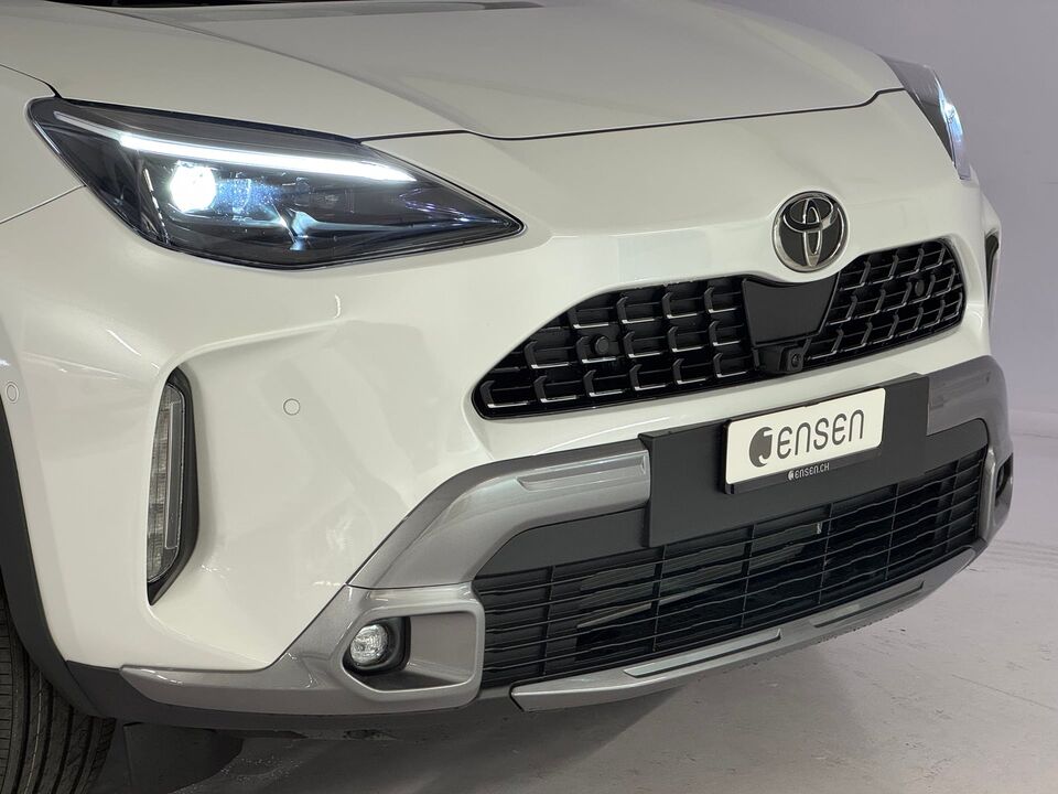 Yaris Cross 1.5 VVT-i HSD Premium AWD-i