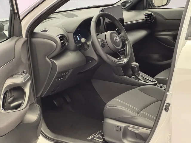 TOYOTA Yaris Cross 1.5 VVT-i HSD Premium AWD-i