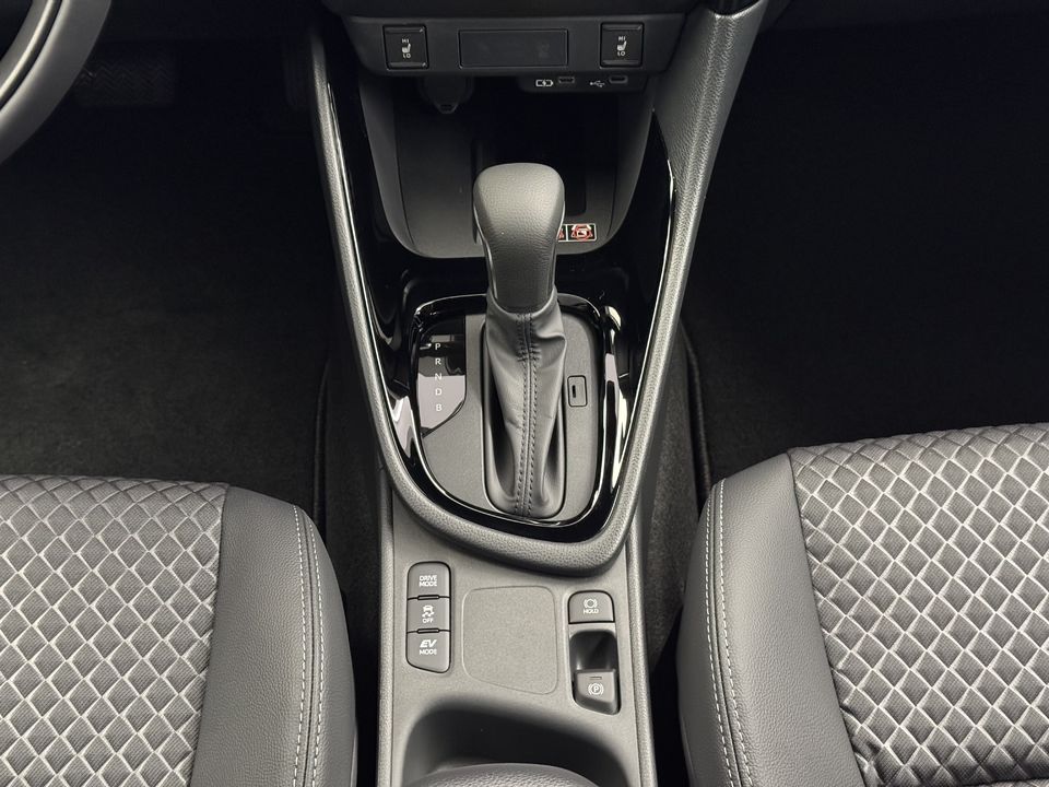 Yaris 1.5 VVT-i HSD Premium