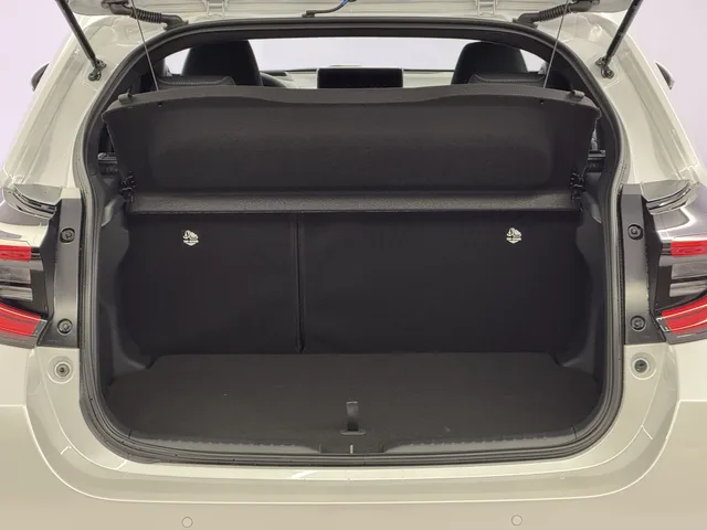 TOYOTA Yaris 1.5 VVT-i HSD Premium