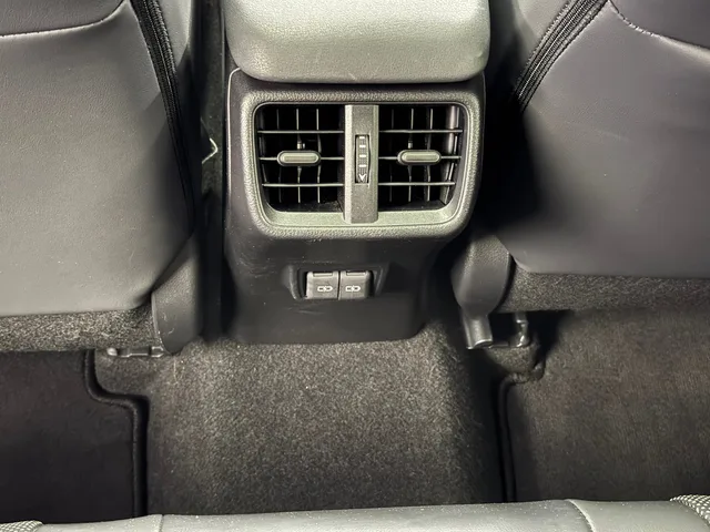 LEXUS UX 300h Excellence AWD
