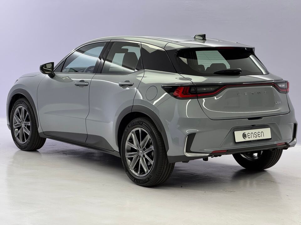 LBX 1.5 Hybrid Relax AWD