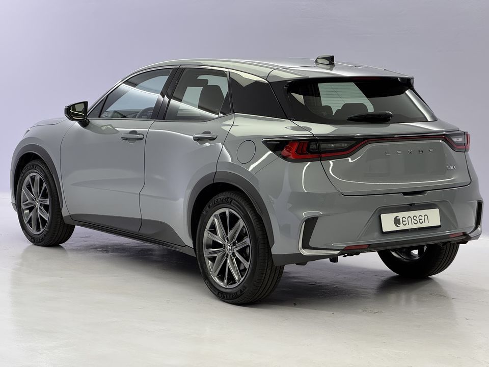LBX 1.5 Hybrid Relax AWD