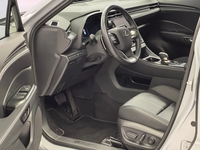 LEXUS LBX 1.5 Hybrid Relax AWD
