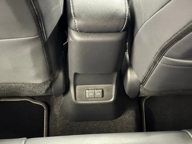 LEXUS LBX 1.5 Hybrid Relax AWD