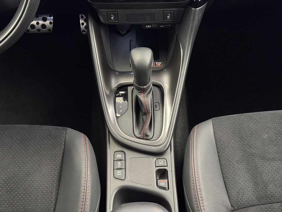 Yaris 1.5 VVT-i HSD GR Sport
