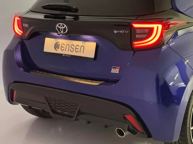 TOYOTA Yaris 1.5 VVT-i HSD GR Sport