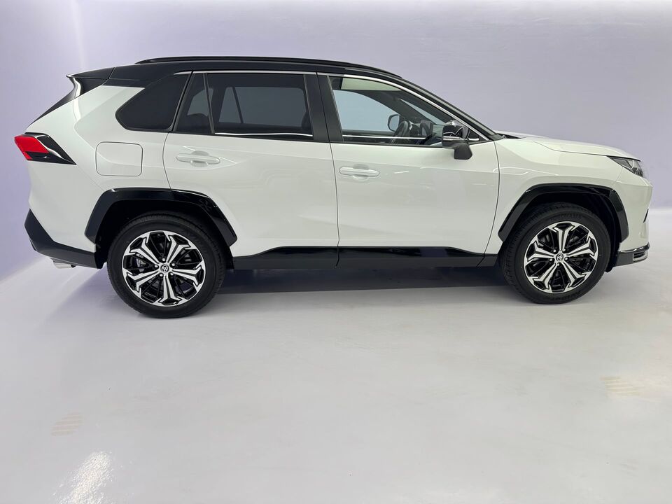 RAV4 2.5 Plug-In-Hybrid Platinum AWD-i