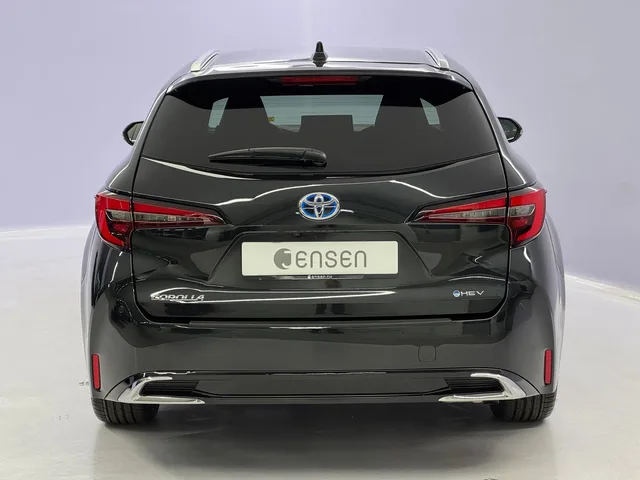 TOYOTA Corolla Touring Sports 2.0 HSD Trend