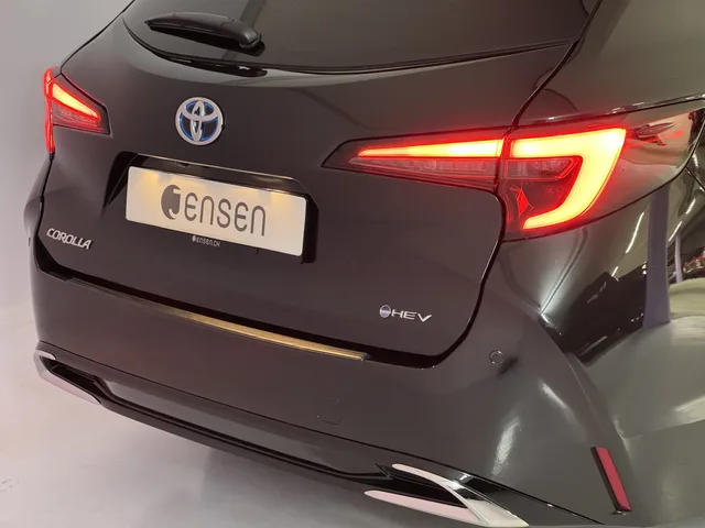 TOYOTA Corolla Touring Sports 2.0 HSD Trend