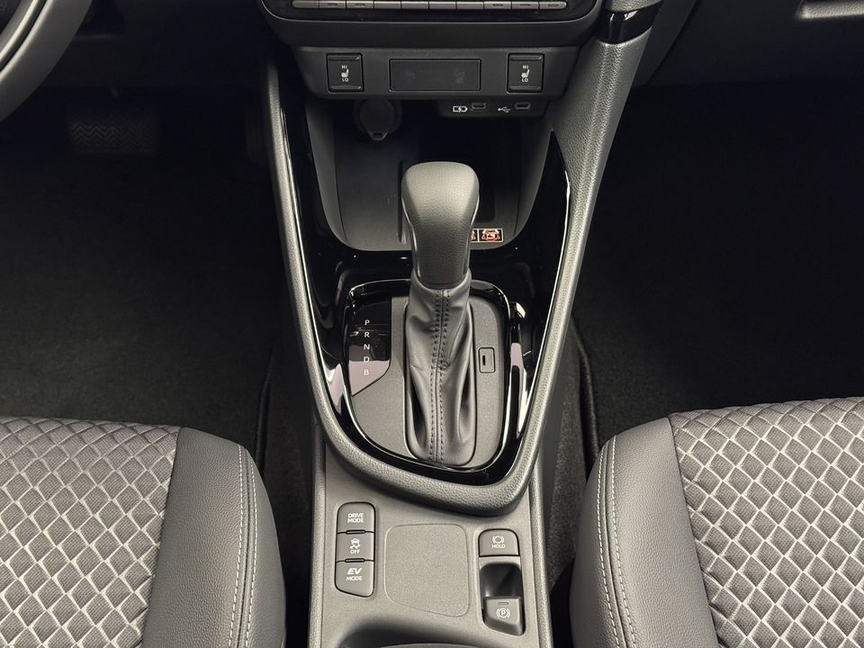 Yaris 1.5 VVT-i HSD Premium