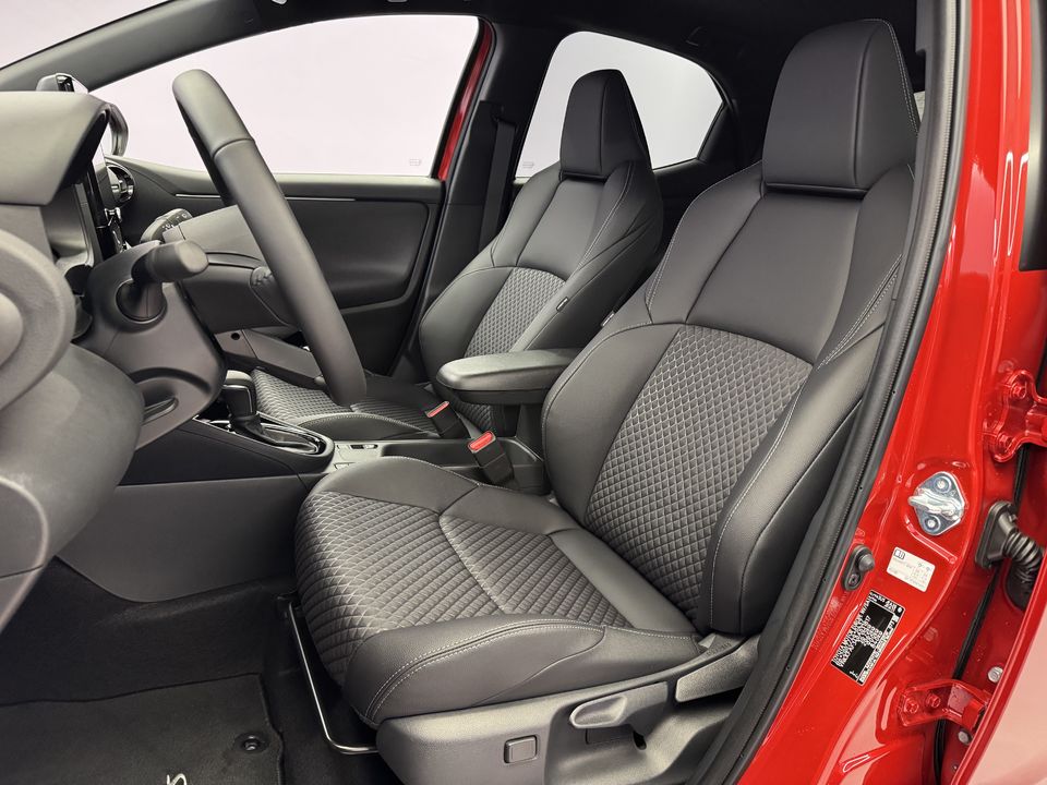 Yaris 1.5 VVT-i HSD Premium