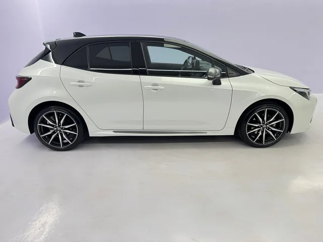 TOYOTA Corolla 2.0 HSD GR Sport