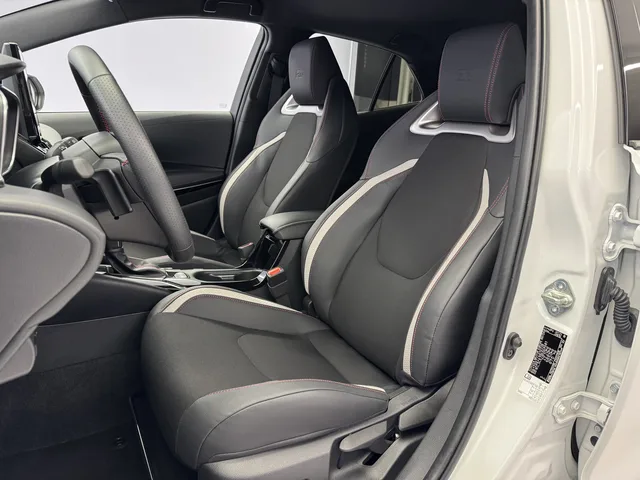 TOYOTA Corolla 2.0 HSD GR Sport