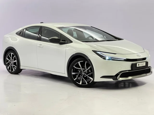 TOYOTA Prius 2.0 Plug-In-Hybrid Style