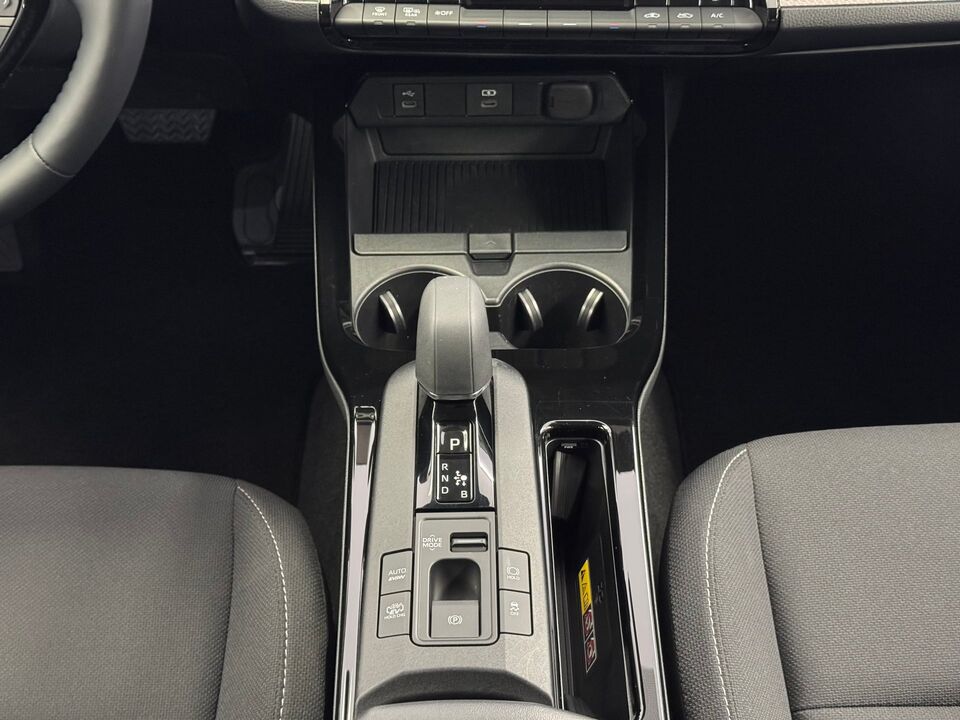 Prius 2.0 Plug-In-Hybrid Style