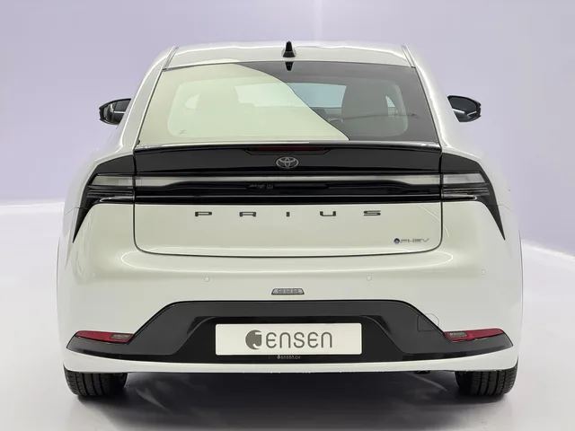 TOYOTA Prius 2.0 Plug-In-Hybrid Style