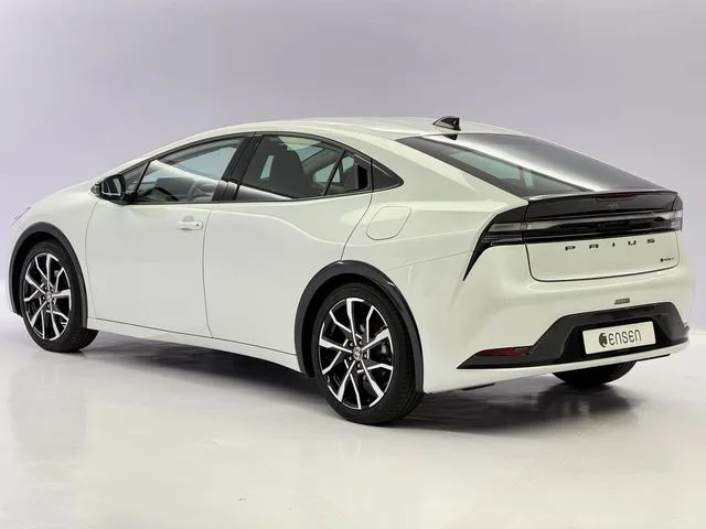 TOYOTA Prius 2.0 Plug-In-Hybrid Style