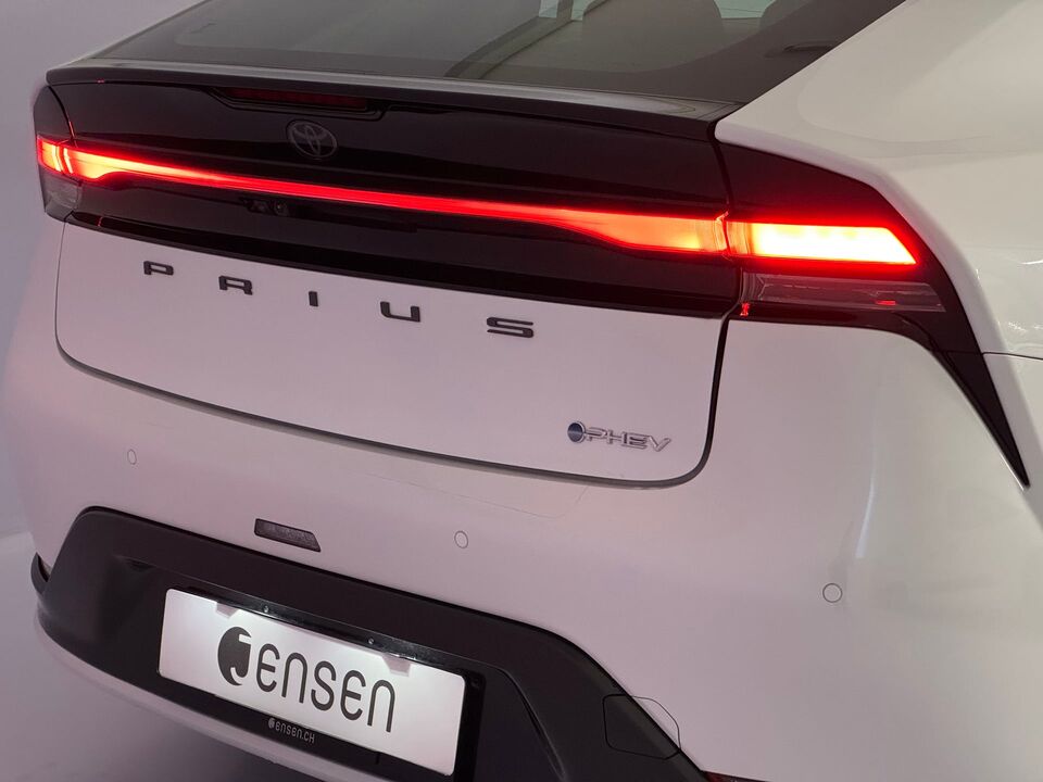 Prius 2.0 Plug-In-Hybrid Style