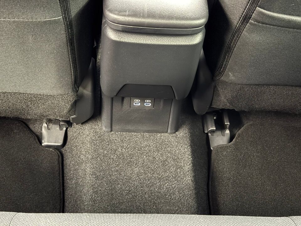 Prius 2.0 Plug-In-Hybrid Style