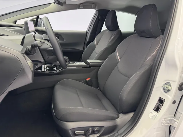TOYOTA Prius 2.0 Plug-In-Hybrid Style