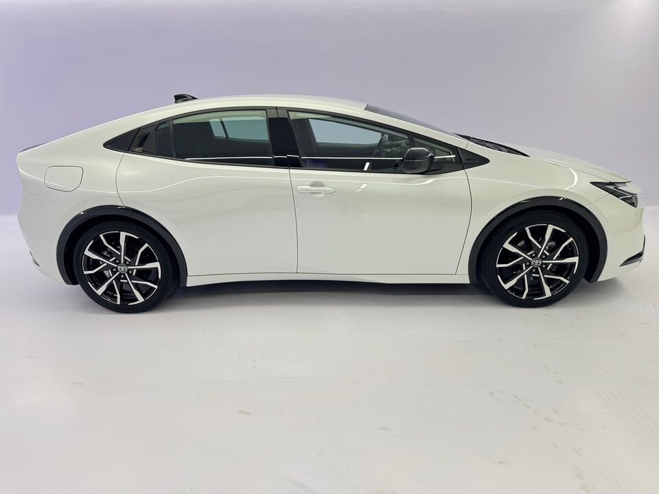 Prius 2.0 Plug-In-Hybrid Style