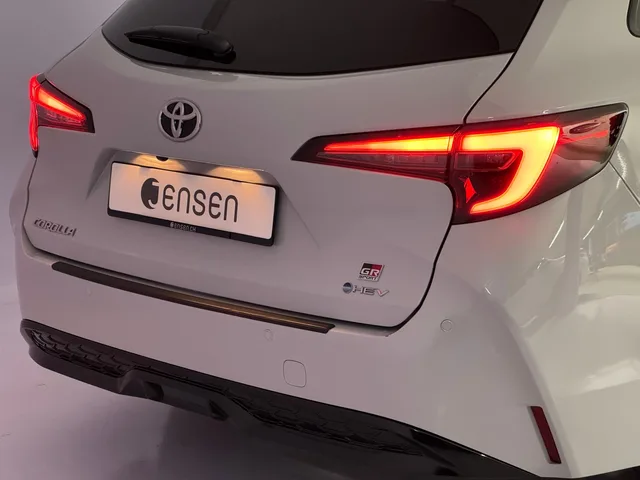 TOYOTA Corolla Touring Sports 2.0 HSD GR Sport