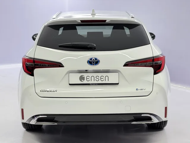 TOYOTA Corolla Touring Sports 1.8 HSD Trend