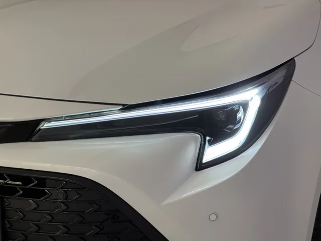 TOYOTA Corolla Touring Sports 1.8 HSD Trend