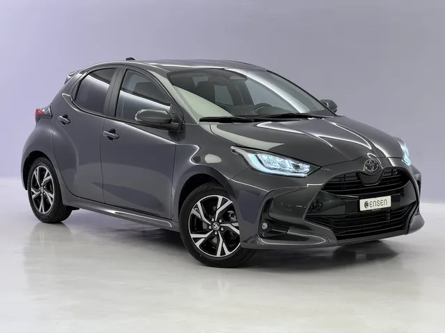 TOYOTA Yaris 1.5 VVT-i HSD Trend