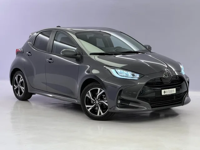 TOYOTA Yaris 1.5 VVT-i HSD Trend