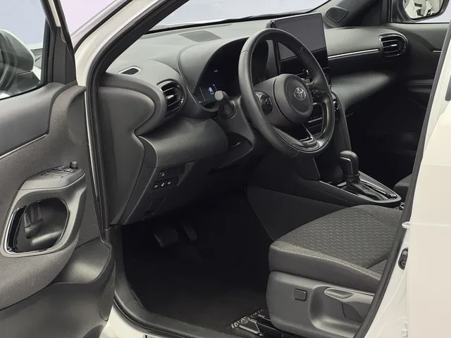 TOYOTA Yaris Cross 1.5 VVT-i HSD Trend AWD-i