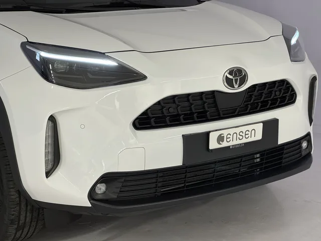 TOYOTA Yaris Cross 1.5 VVT-i HSD Trend AWD-i