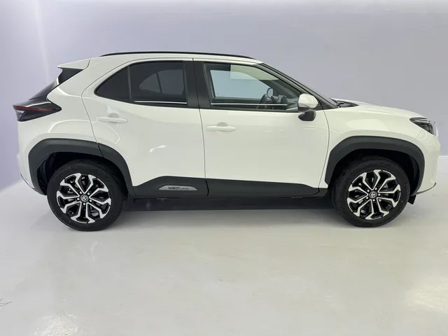 TOYOTA Yaris Cross 1.5 VVT-i HSD Trend AWD-i