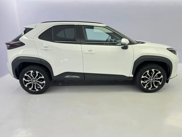 TOYOTA Yaris Cross 1.5 VVT-i HSD Trend AWD-i
