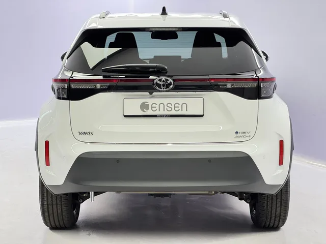 TOYOTA Yaris Cross 1.5 VVT-i HSD Trend AWD-i