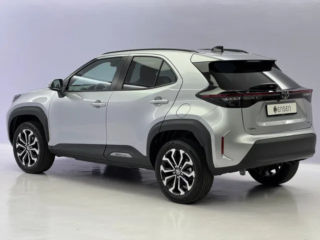 TOYOTA Yaris Cross 1.5 VVT-i HSD Trend AWD-i