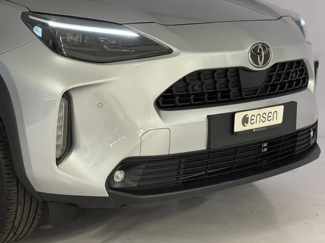 TOYOTA Yaris Cross 1.5 VVT-i HSD Trend AWD-i